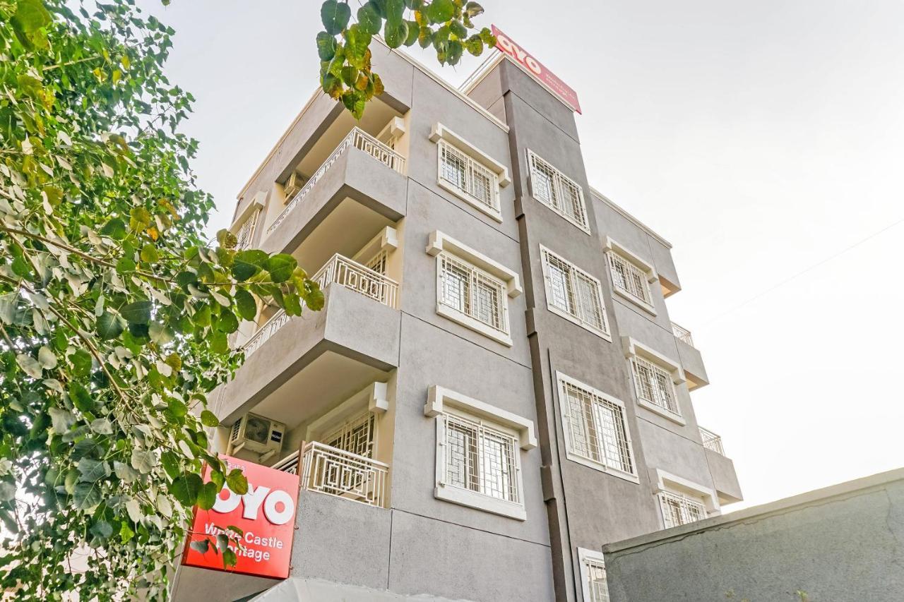Oyo White Castle Heritage Near Pune Airport Kültér fotó